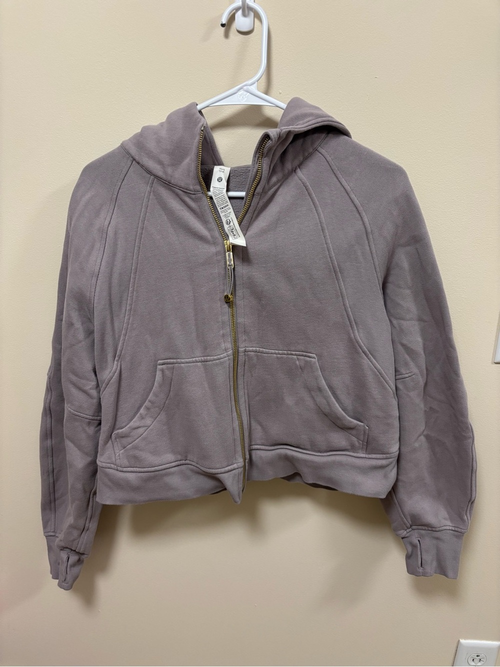 NWOT Women's Hooded Zip Scuba Jacket in Mauve